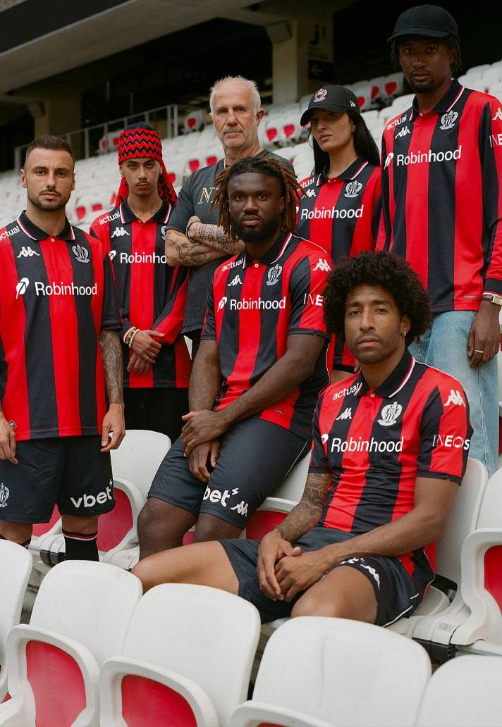 尼斯队三球大胜赢得联赛领先优势 尼斯队三球大胜赢得联赛领先优势