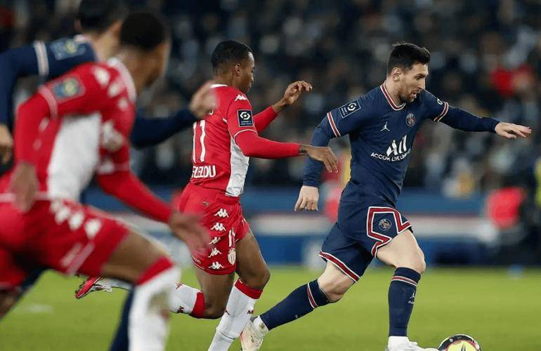 圣埃蒂安战胜对手,晋级榜首 圣埃蒂安战胜对手,晋级榜首