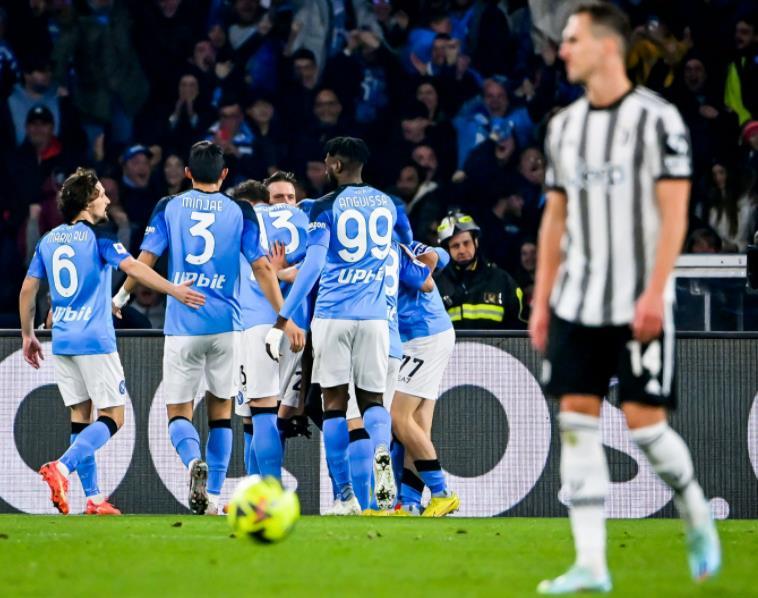 那不勒斯大胜对手,雄起联赛榜首的简单介绍 那不勒斯大胜对手,雄起联赛榜首的简单介绍