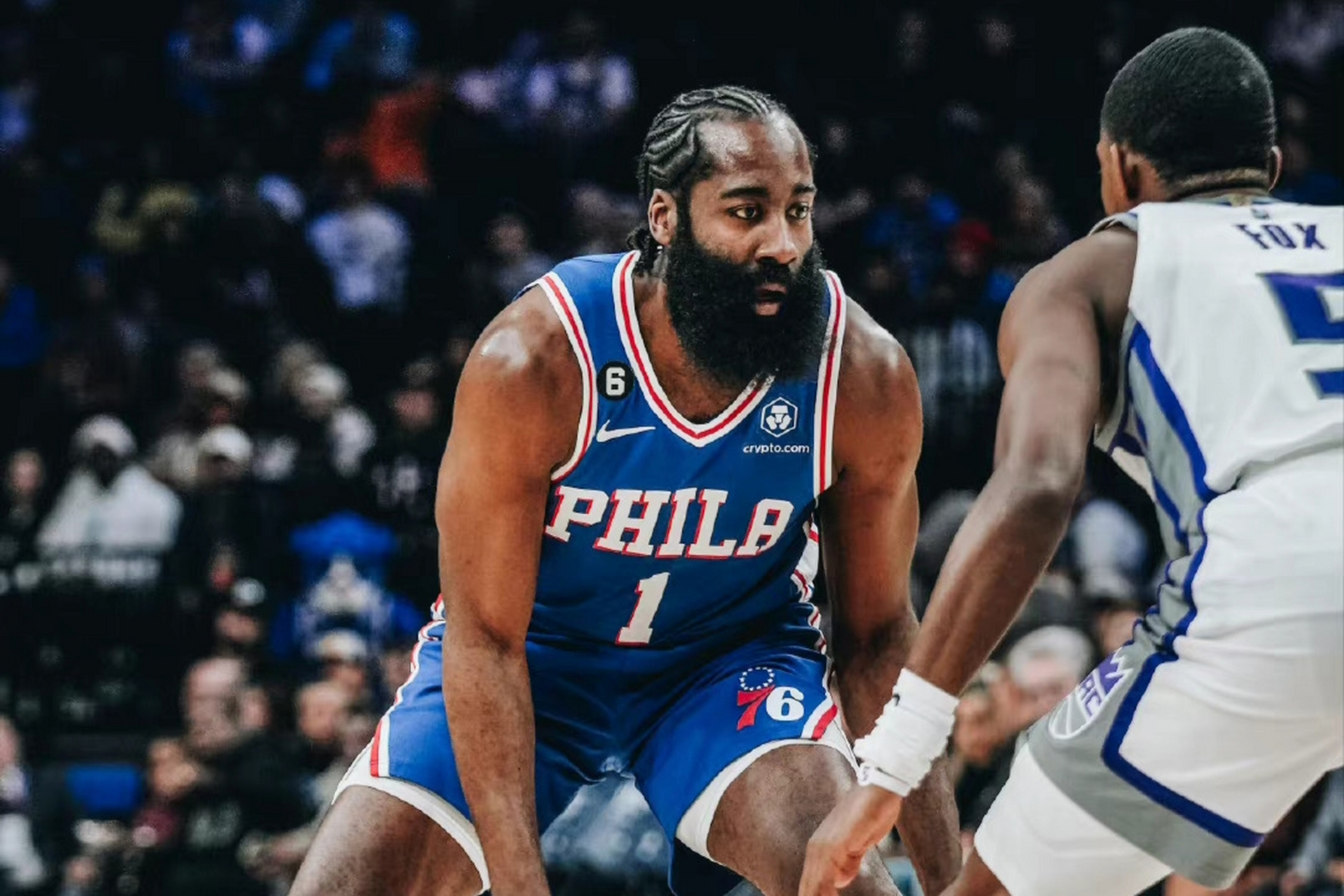 篮网惊险战胜尼克斯，杜兰特发挥出色