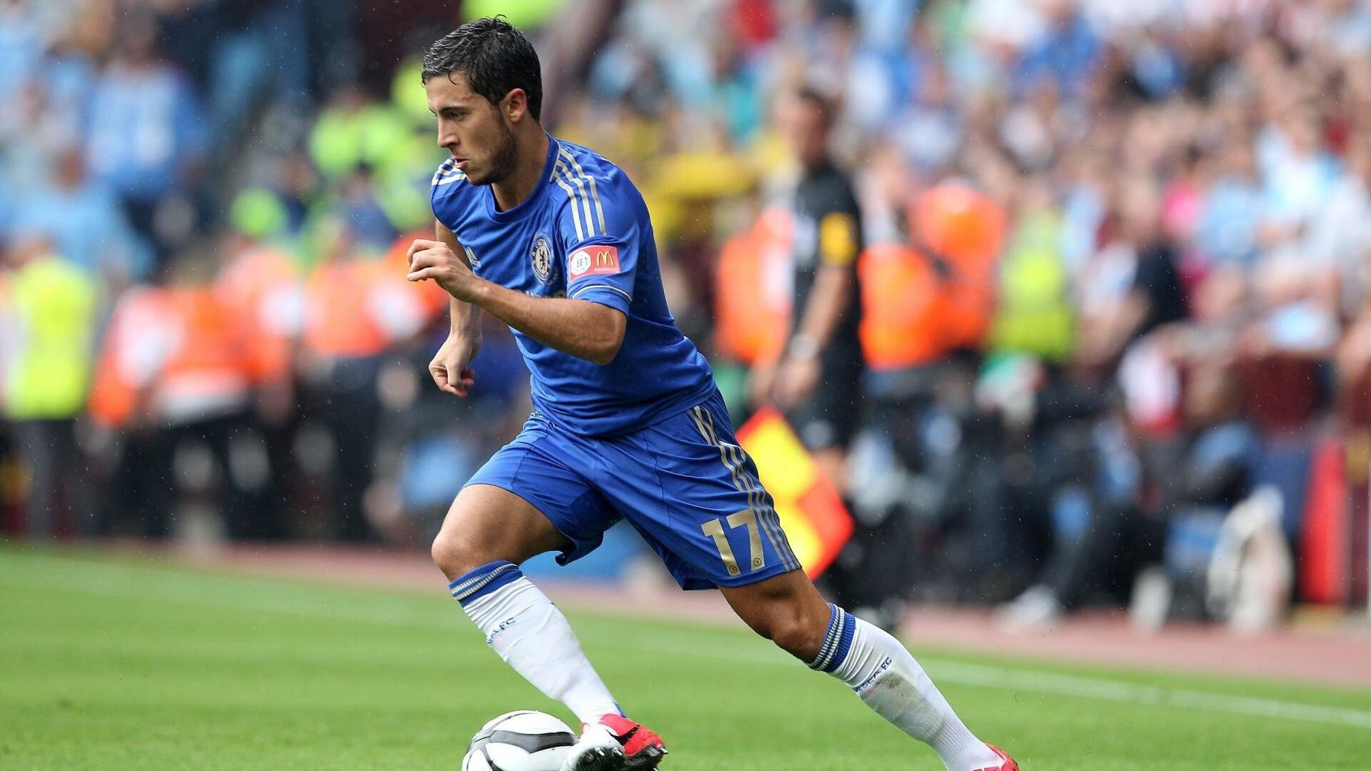 暗影之舞,弗拉霍维奇一手导演圣西罗雨夜,AC米兰比利时生死战觅得荆棘王冠