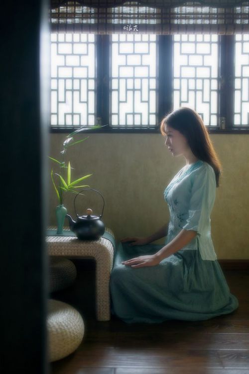 灯塔与暗礁，迪亚斯如何凭一己之力照亮威尔士的逆风航程