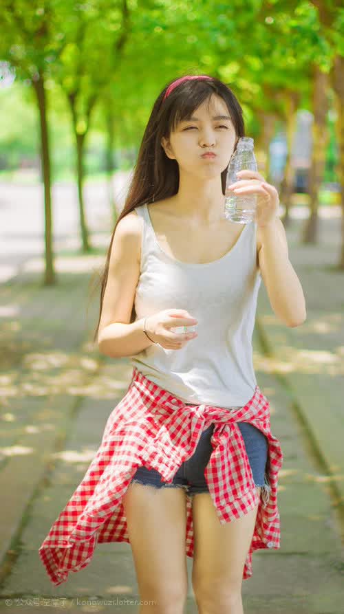 2026世界杯G组，西班牙的默契风暴，莱万孤勇难挽波兰残局